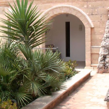 Bed and Breakfast Dipendanza Veneri Salve Esterno foto