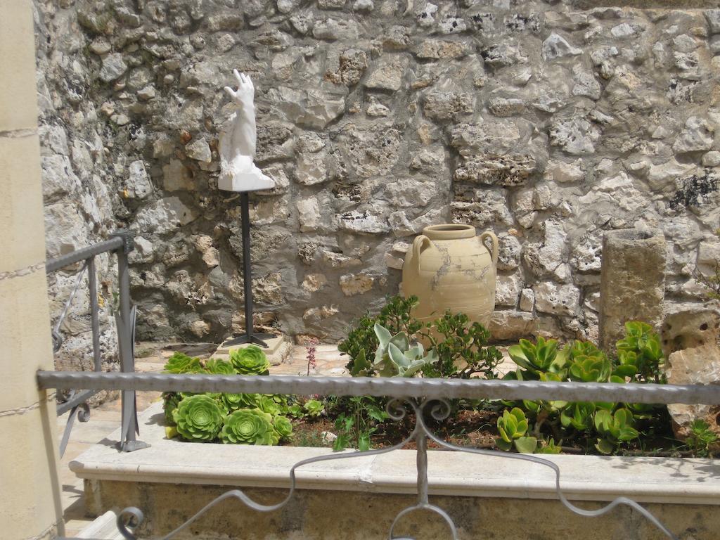 Bed and Breakfast Dipendanza Veneri Salve Esterno foto
